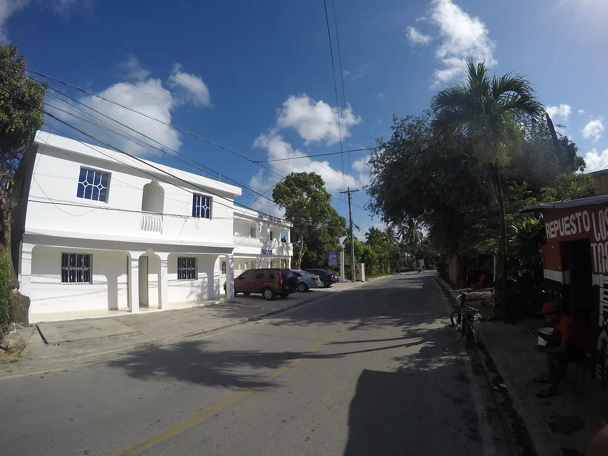 Hotel Oso Blanco Las Terrenas 0*,  República Dominicana